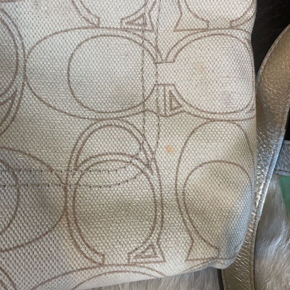 Coach purse (4790)  - Picture 2 of 9